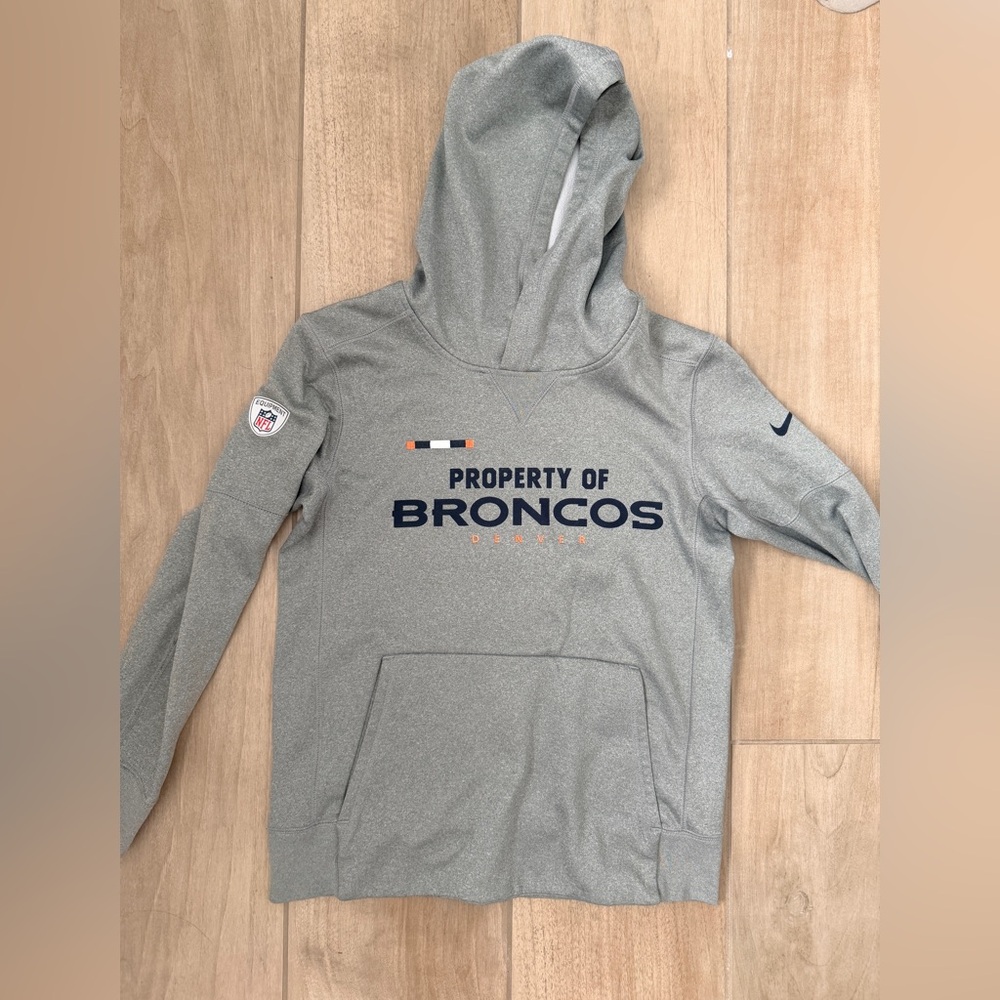 NFL Nike Therma-Fit Gray Denver Broncos Hoodie Youth Medium